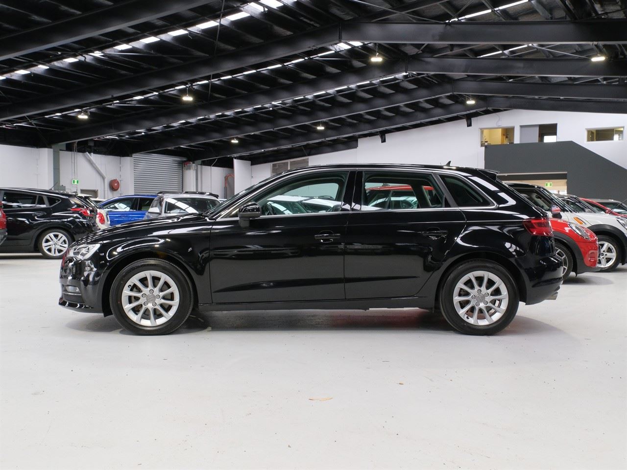 Vehicle image 5