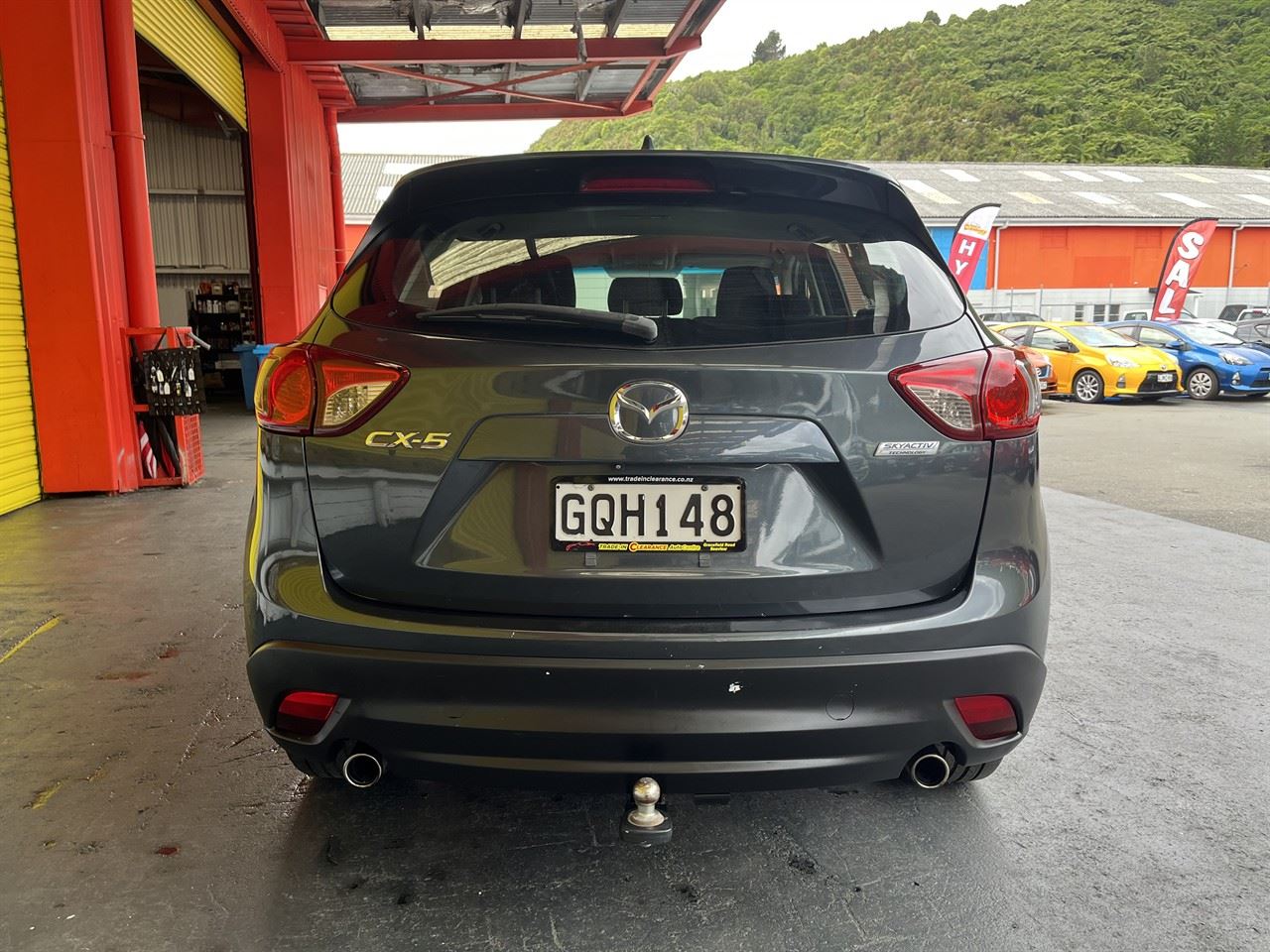 Vehicle image 5