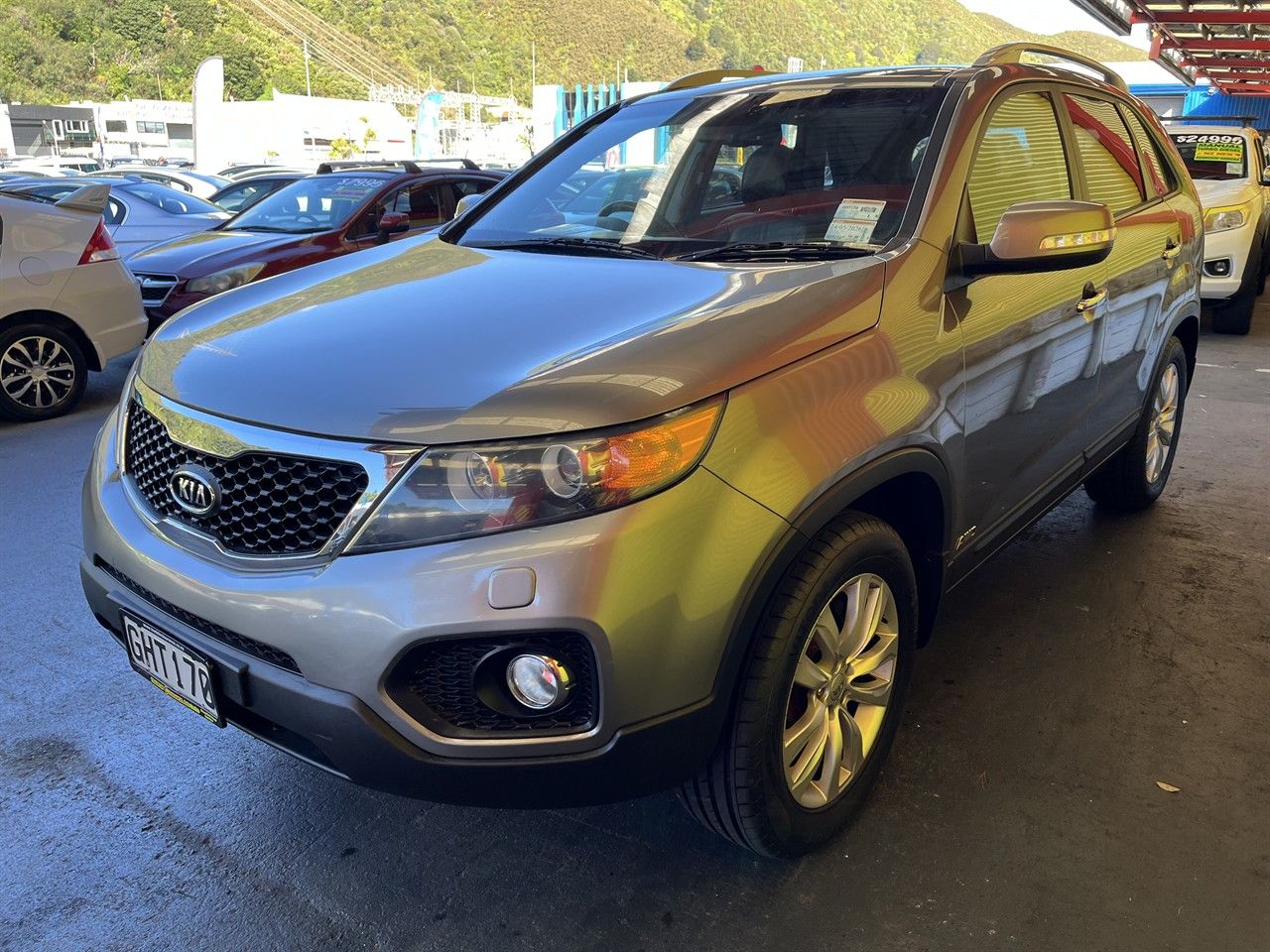Vehicle image 3