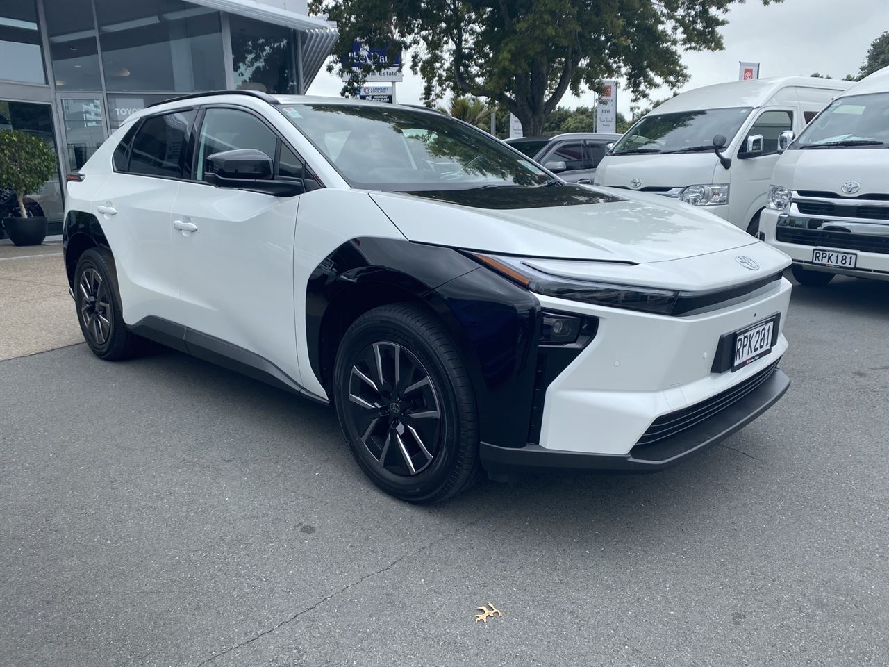 Vehicle image 2
