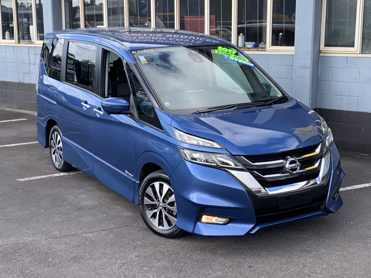 Vehicle image 3