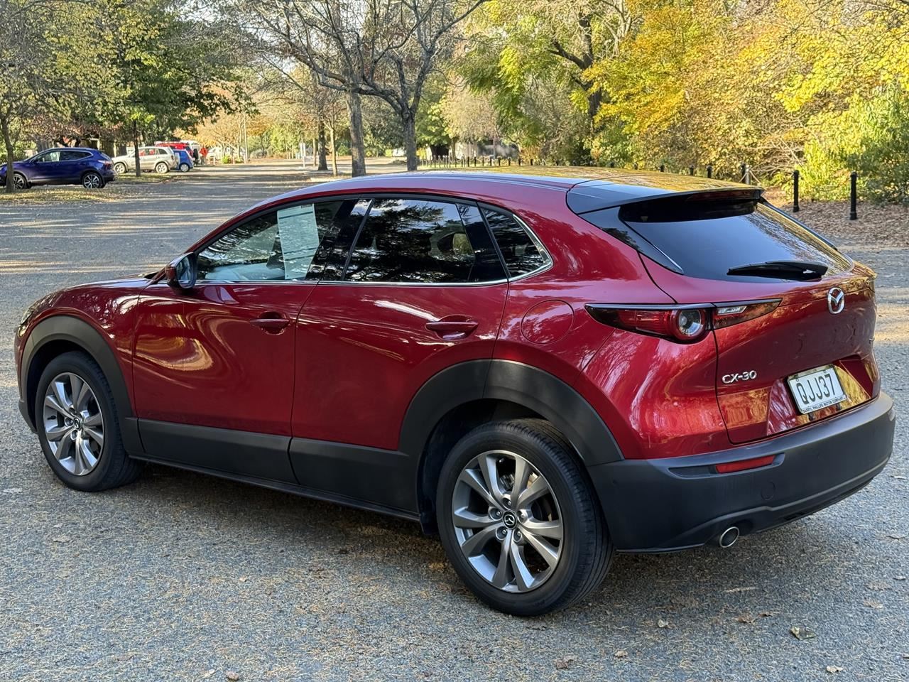 Vehicle image 4