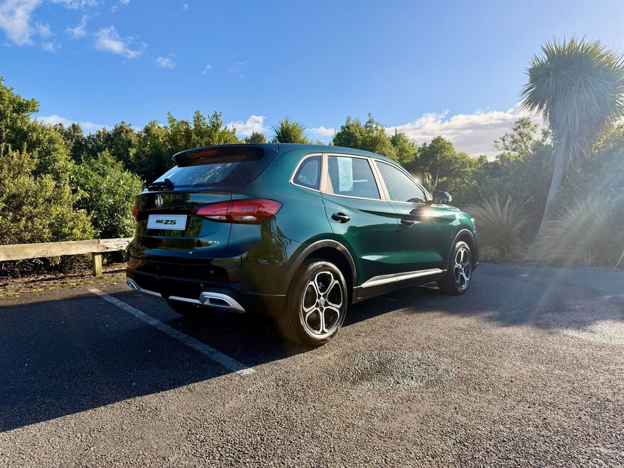 Vehicle image 3