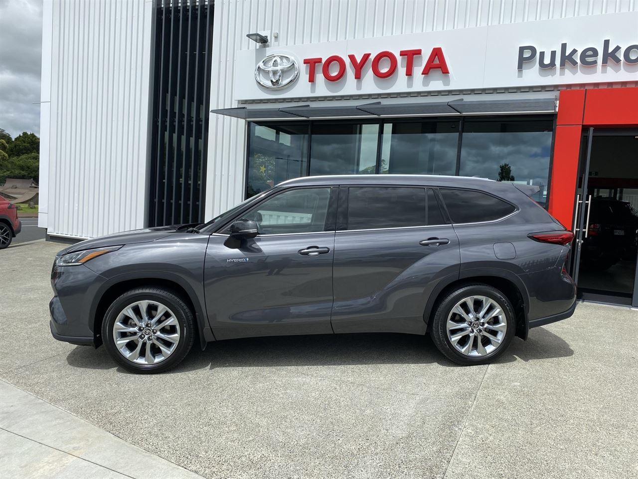 Vehicle image 2