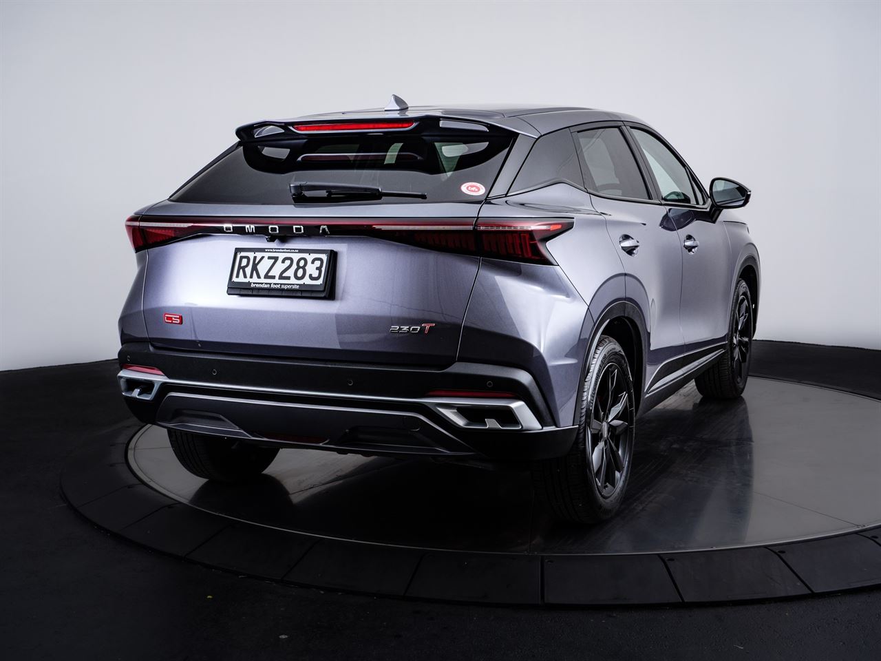 Vehicle image 3