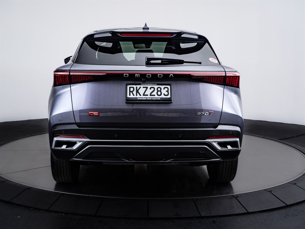 Vehicle image 4