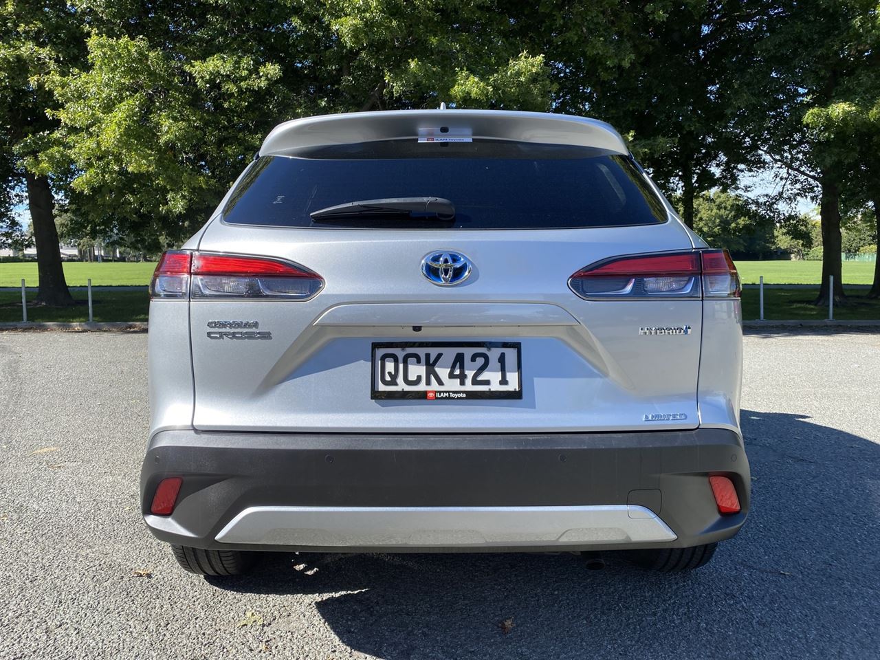 Vehicle image 4