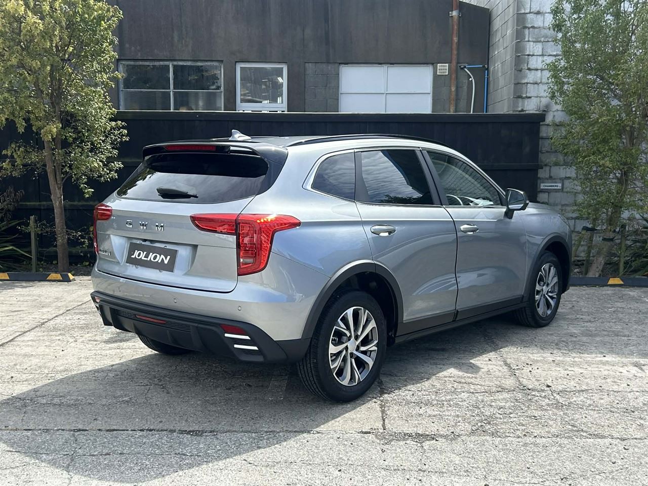 Vehicle image 3