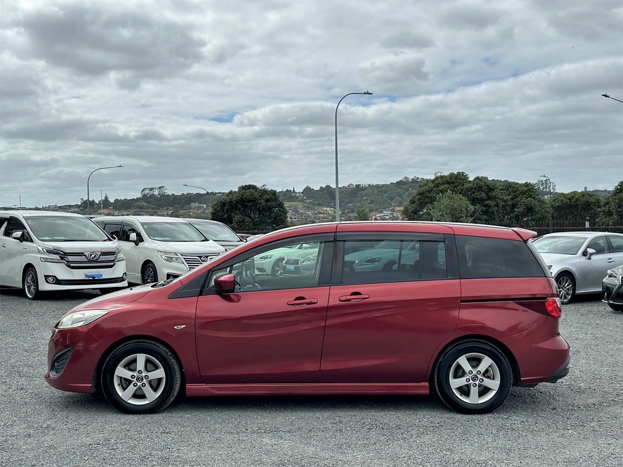 Vehicle image 4