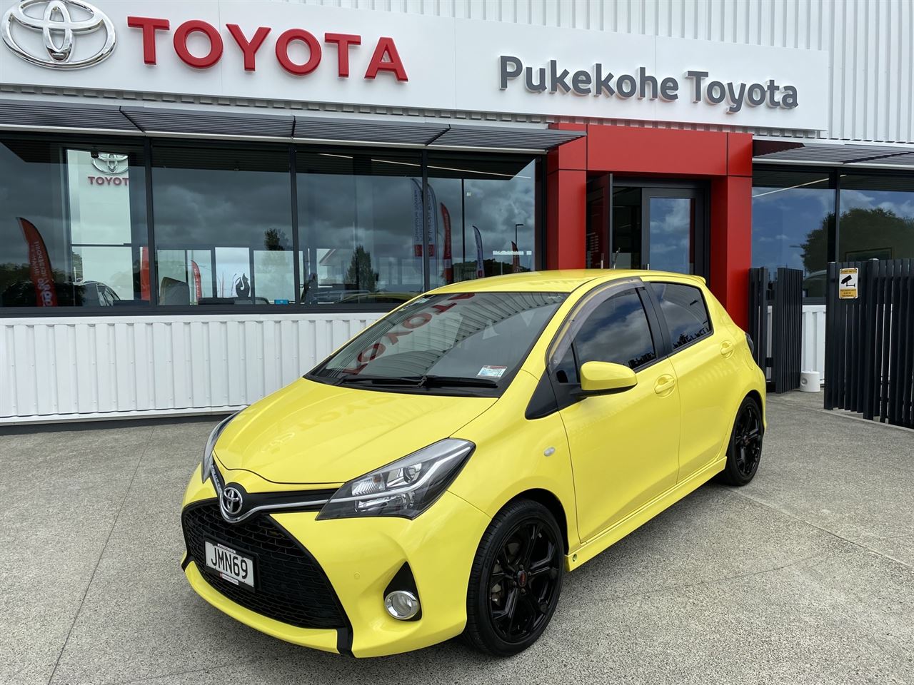 Vehicle image 1