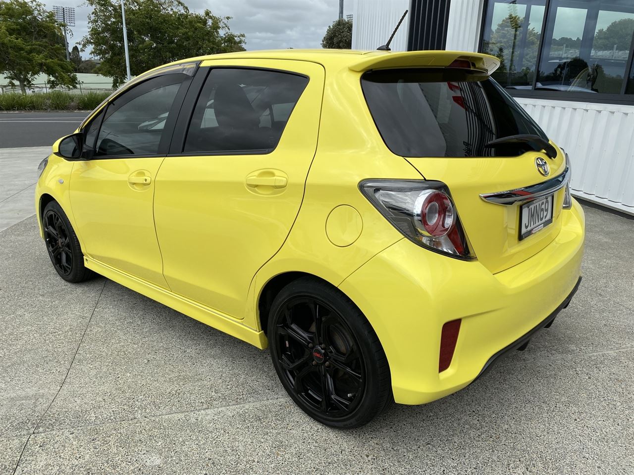 Vehicle image 3