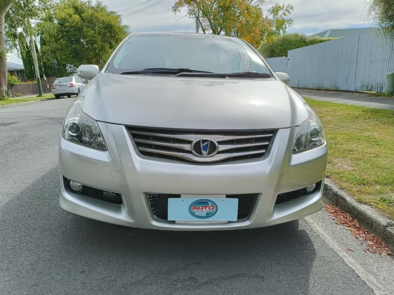 Vehicle image 5