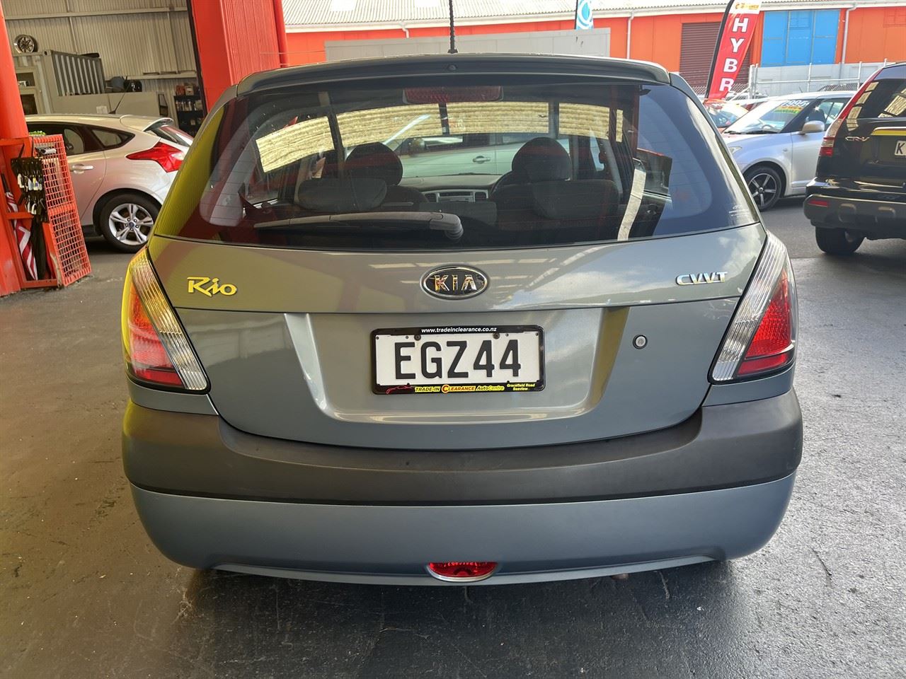 Vehicle image 5