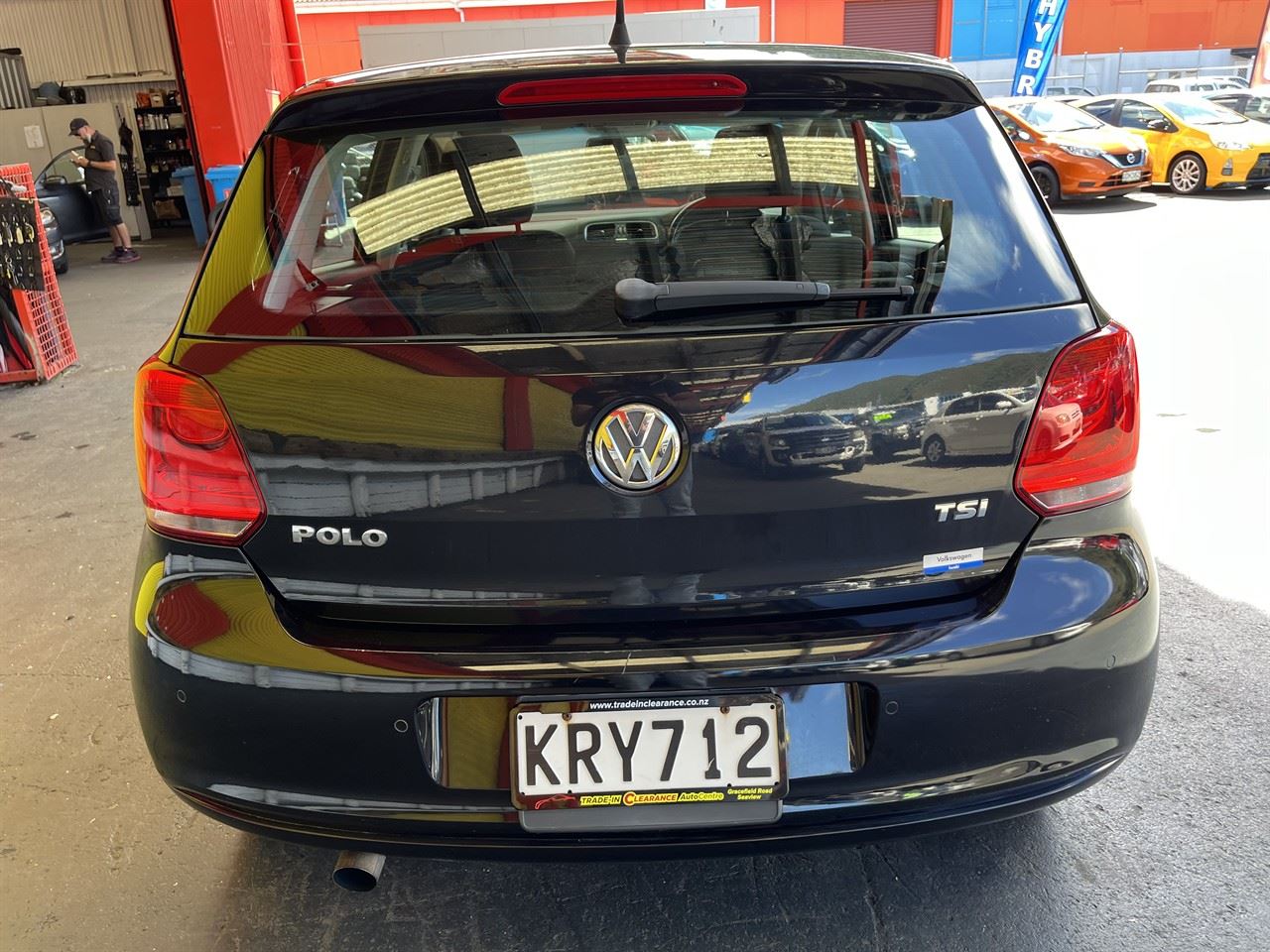 Vehicle image 5