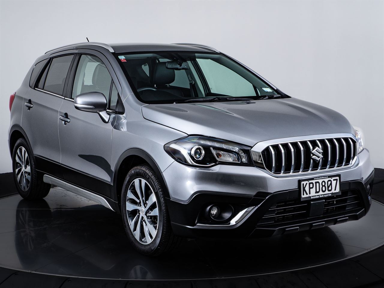 Vehicle image 1