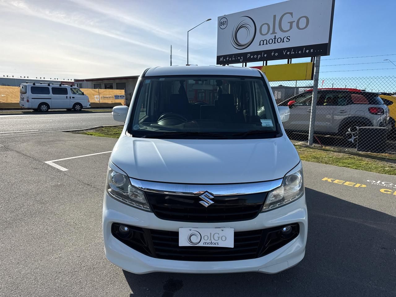 Vehicle image 3