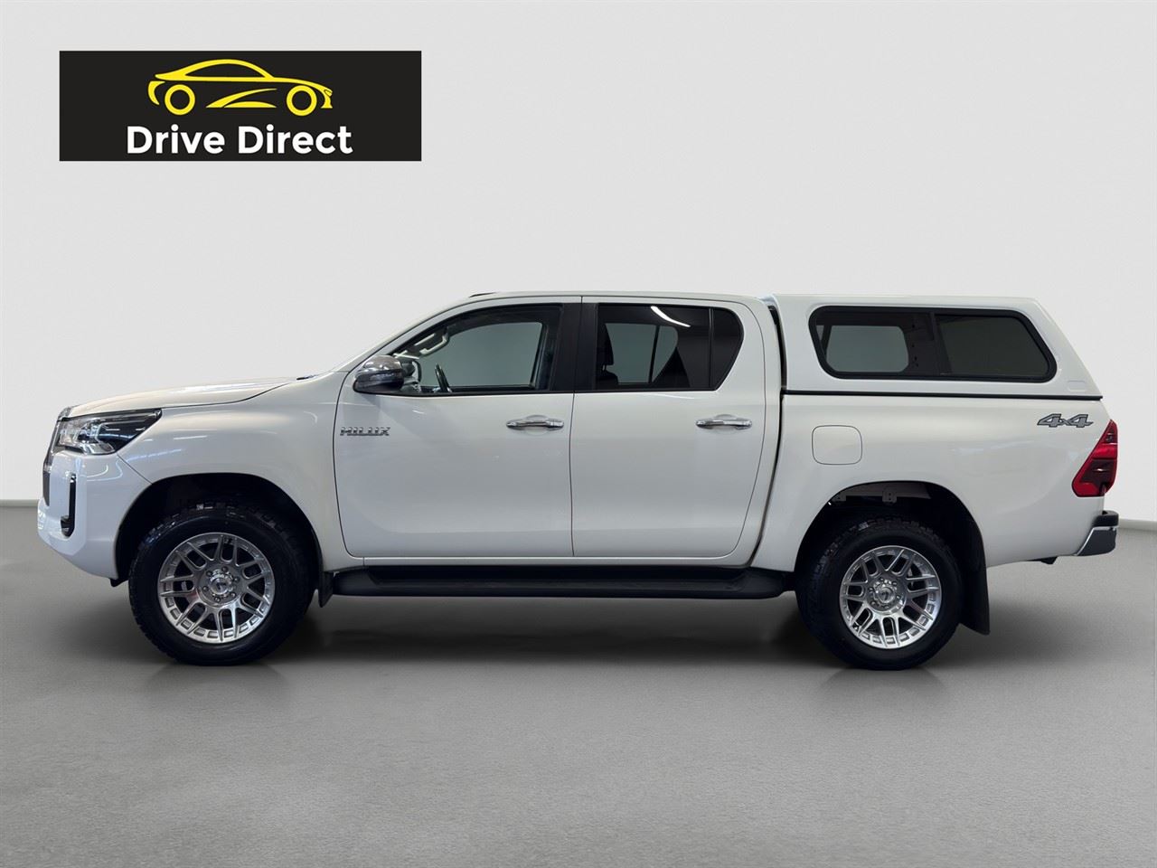 Vehicle image 5