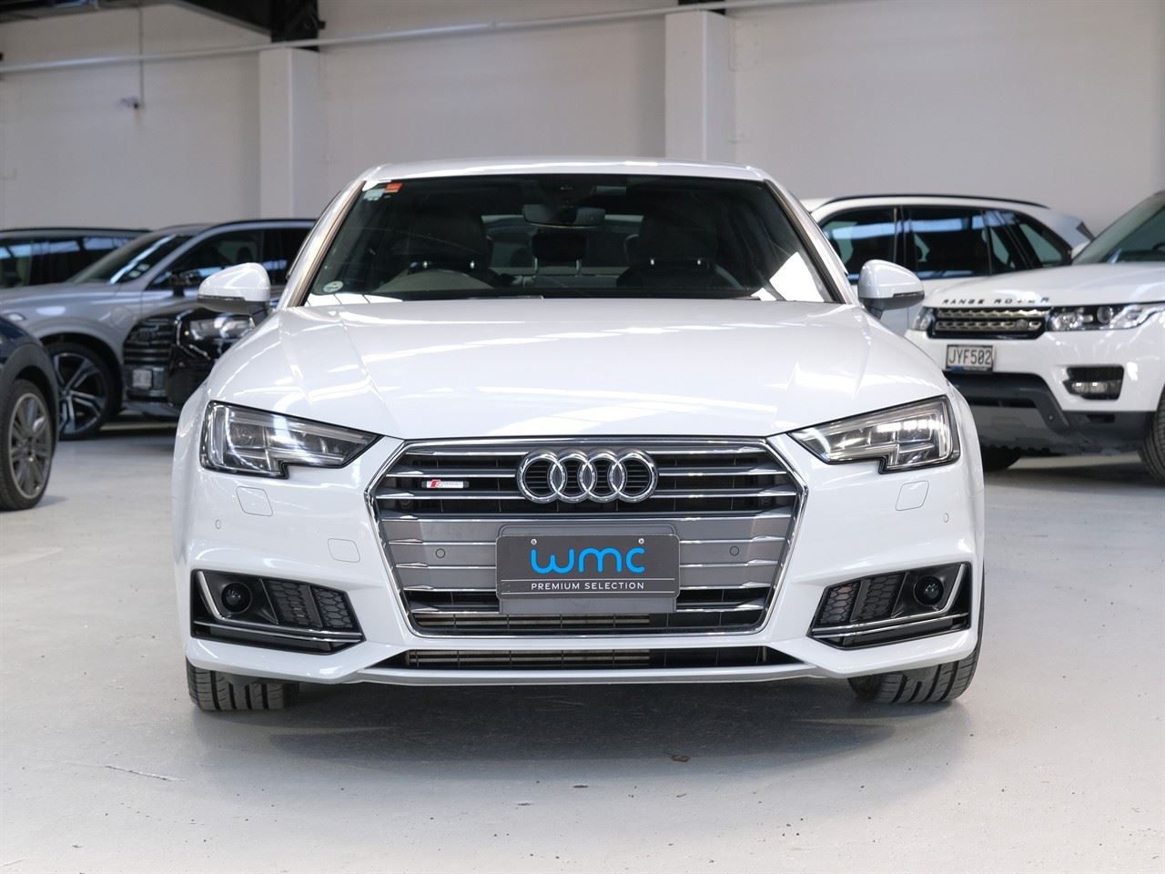 Vehicle image 3