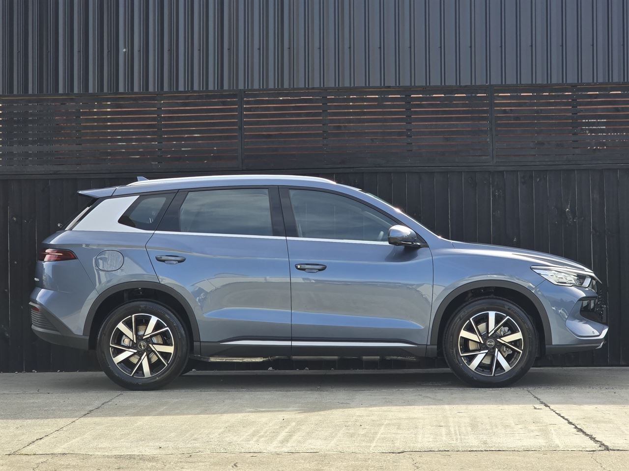 Vehicle image 2
