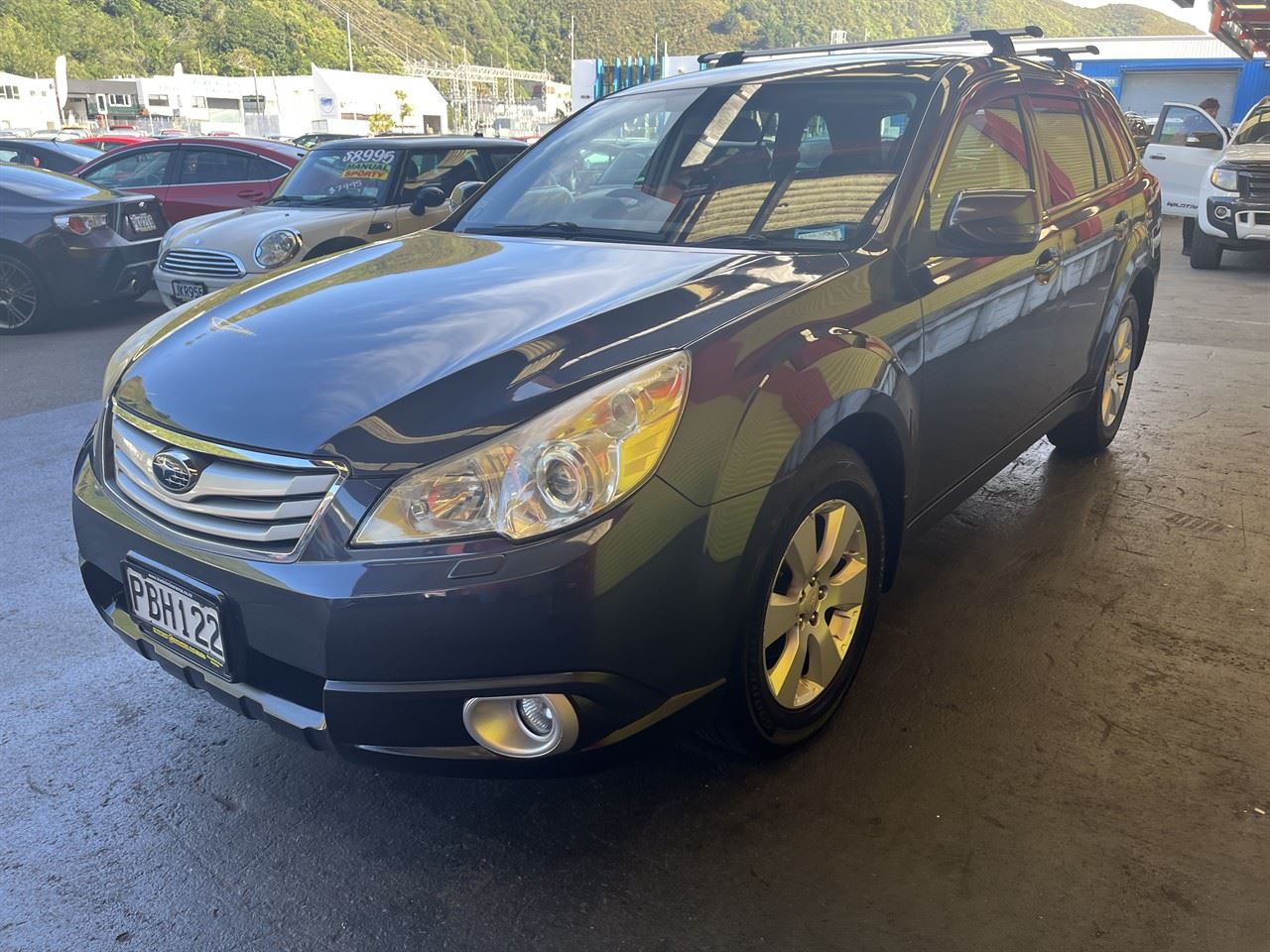 Vehicle image 3