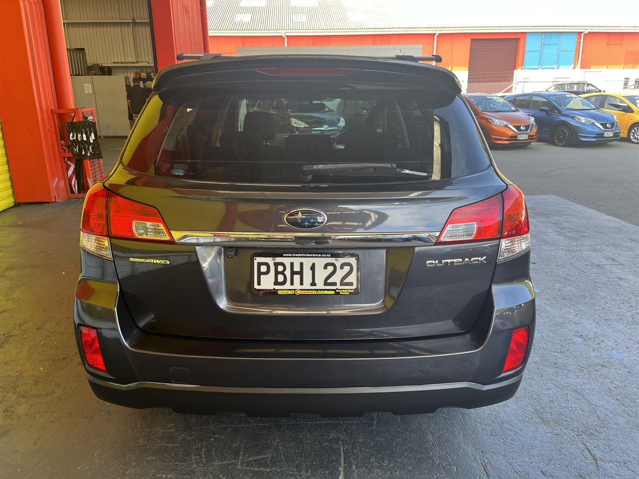 Vehicle image 5
