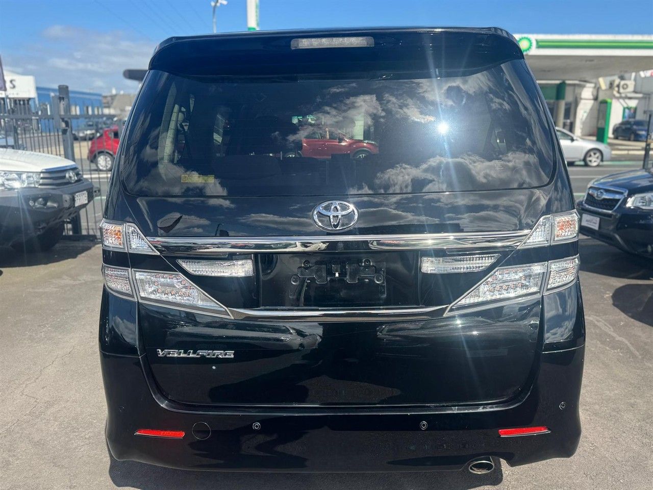 Vehicle image 3