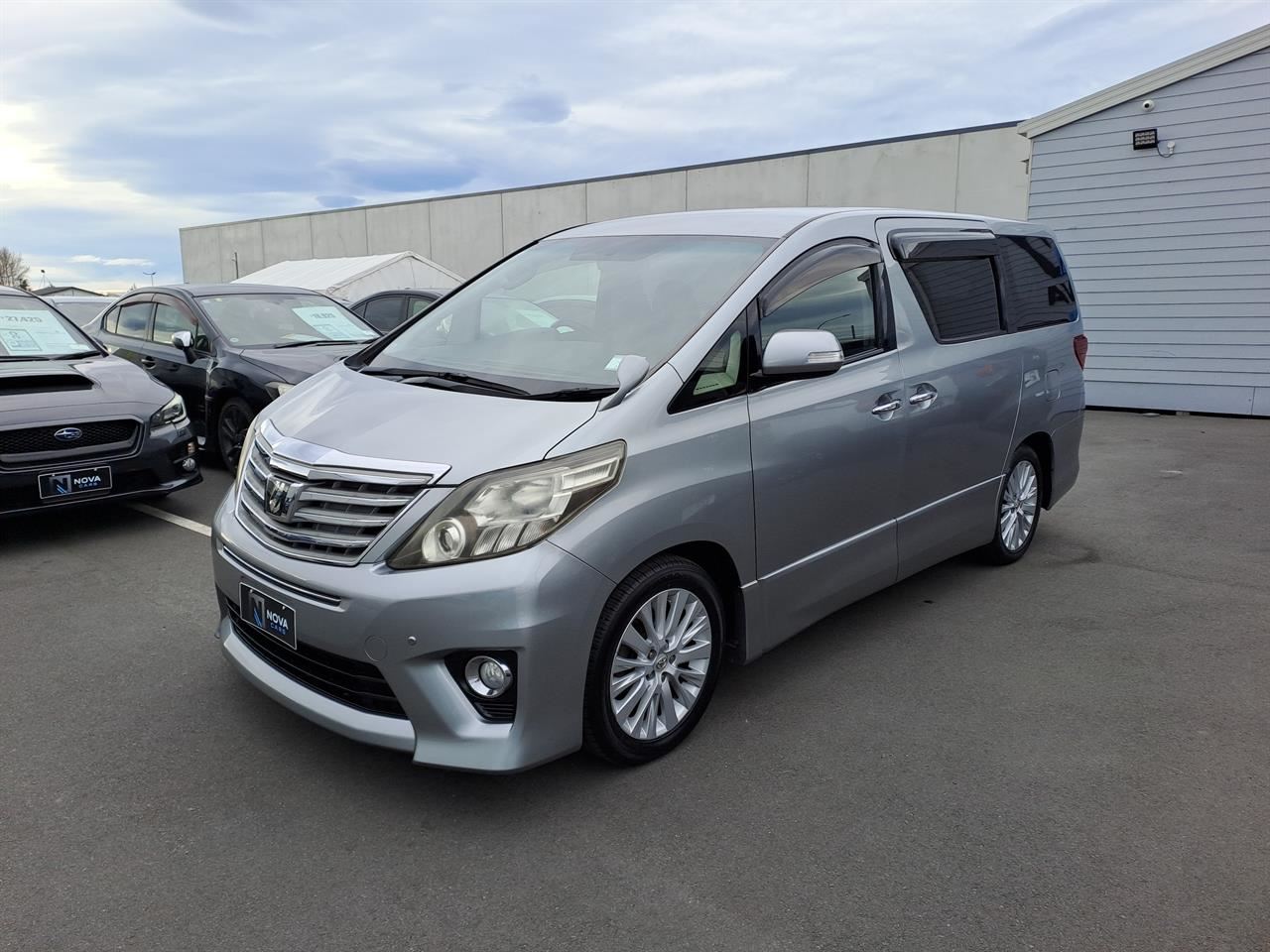 Vehicle image 3