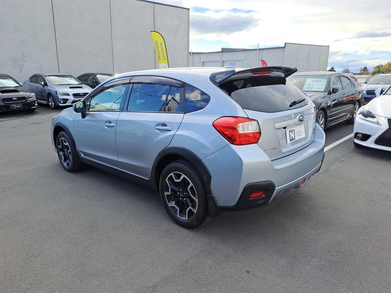 Vehicle image 5
