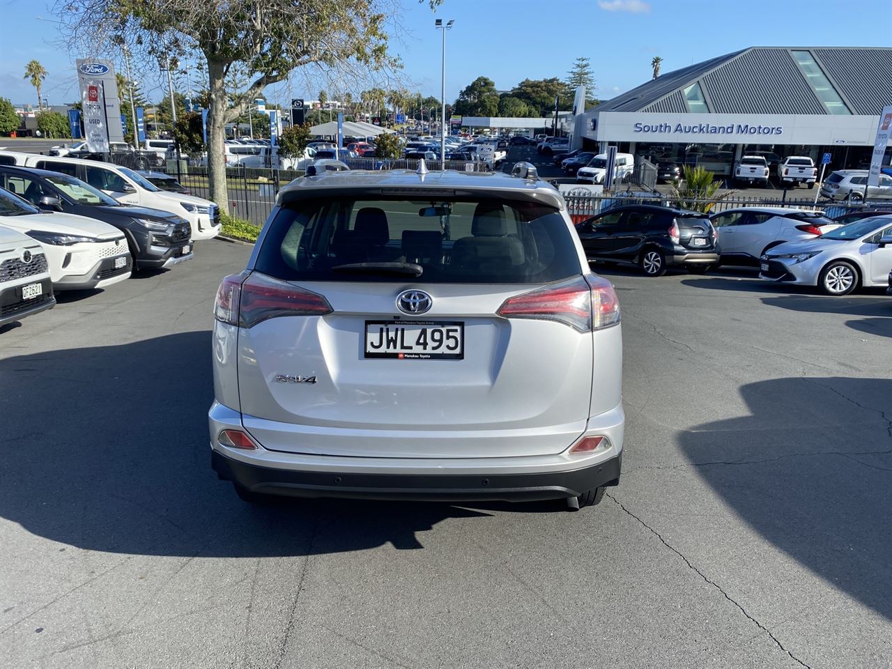 Vehicle image 3