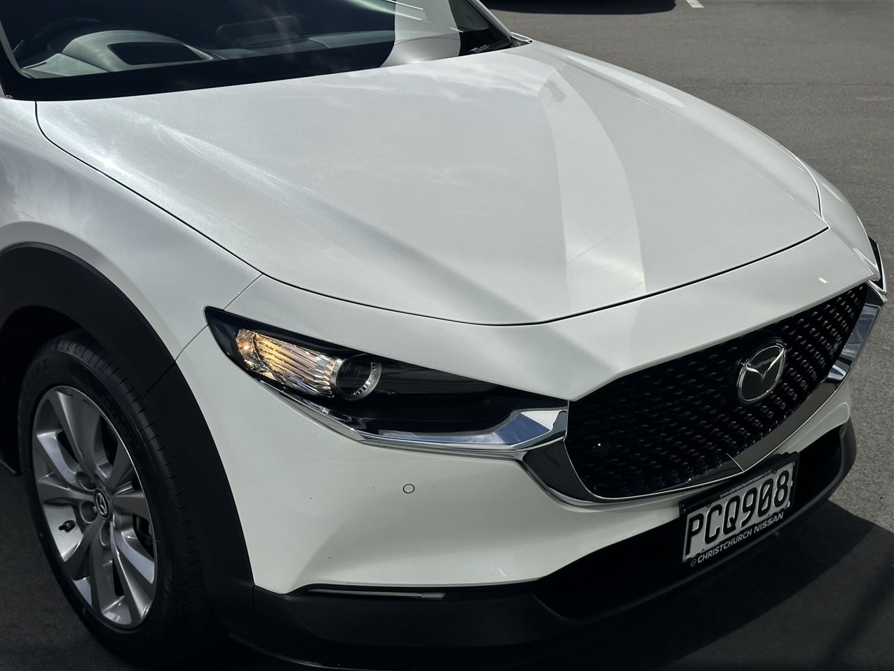 Vehicle image 5