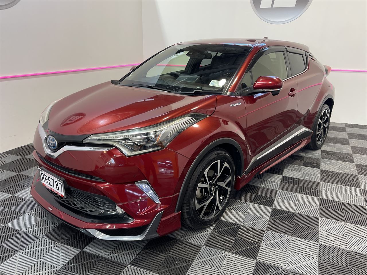 Vehicle image 3