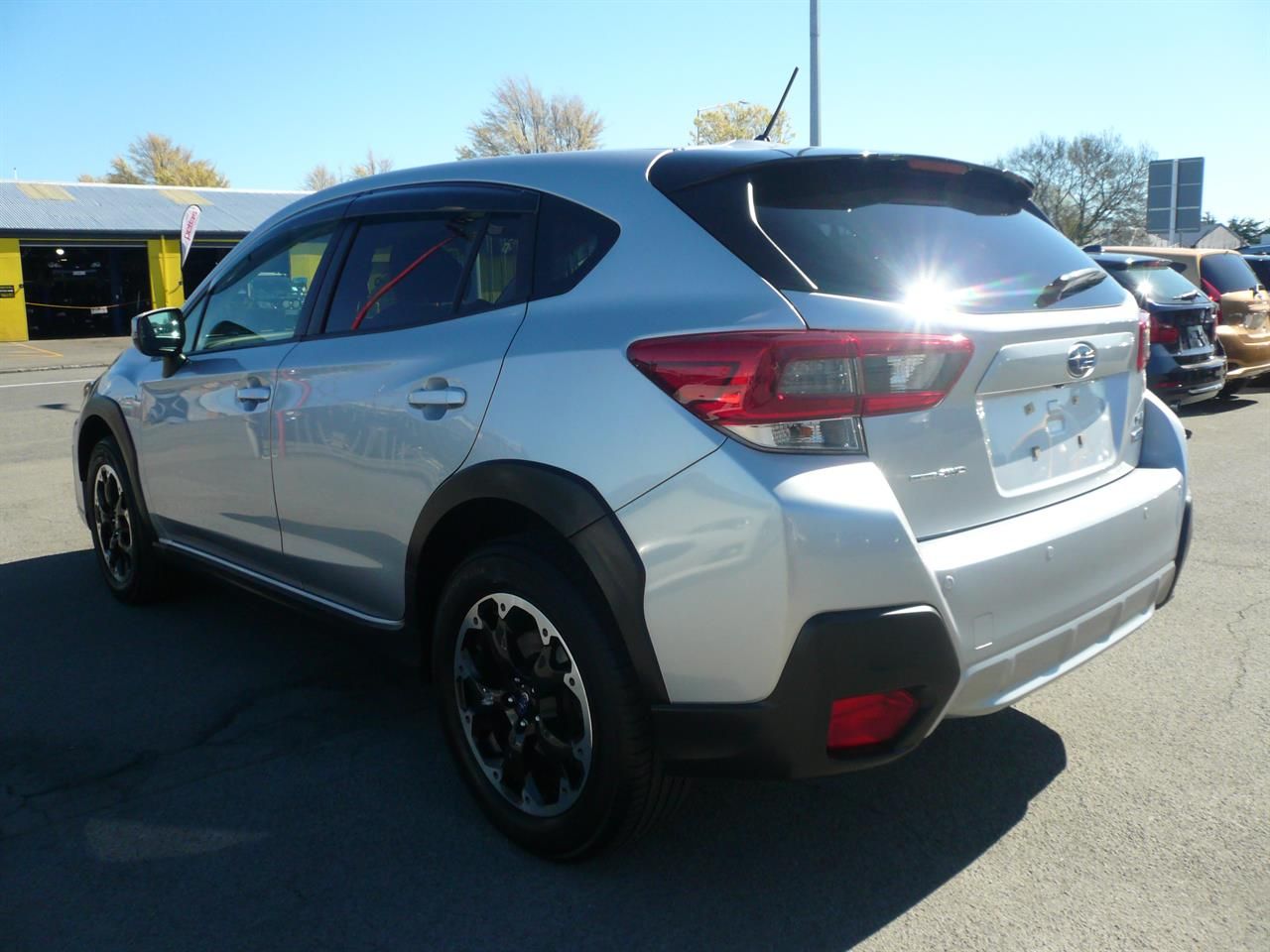 Vehicle image 4