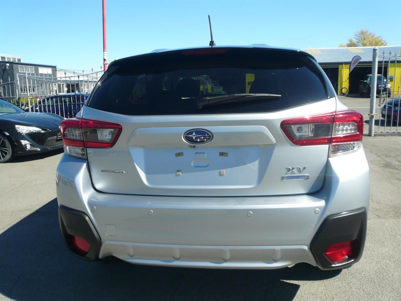 Vehicle image 5