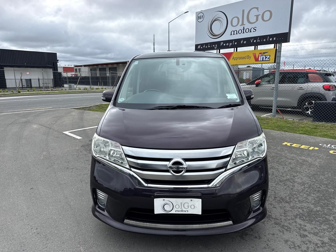 Vehicle image 3