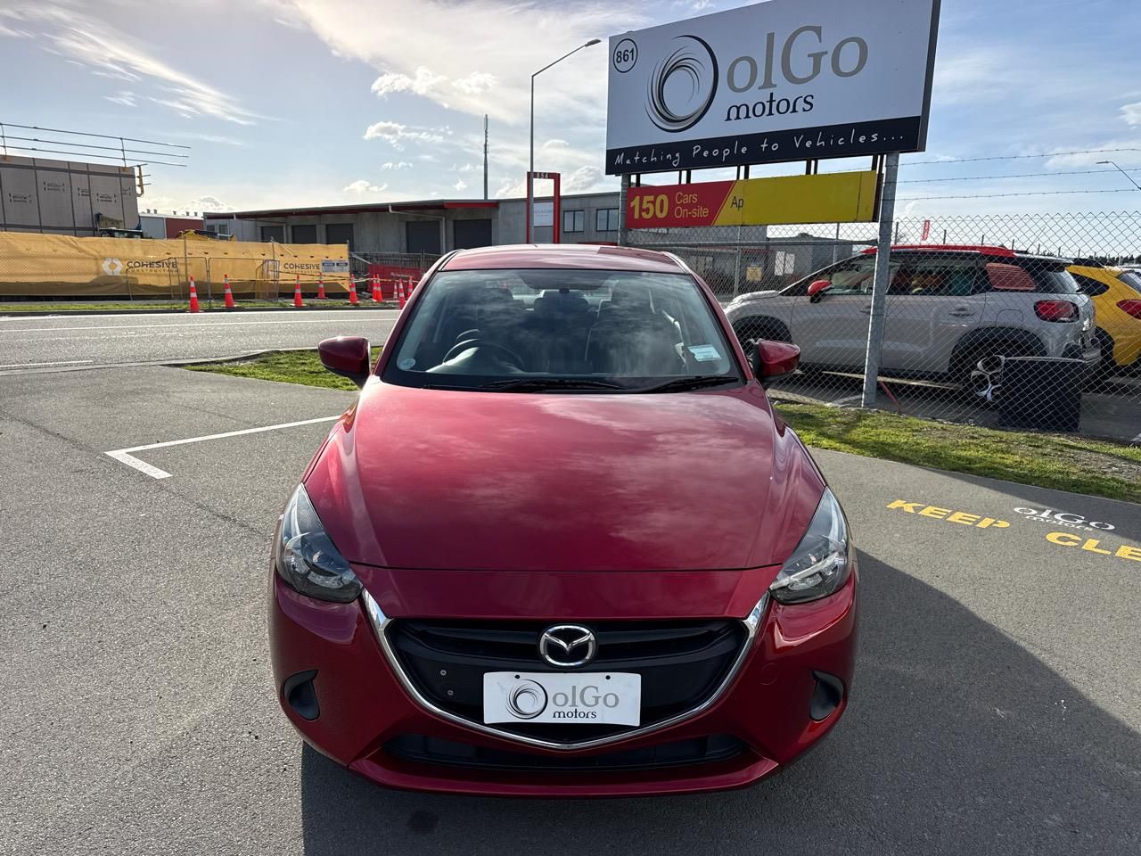 Vehicle image 3
