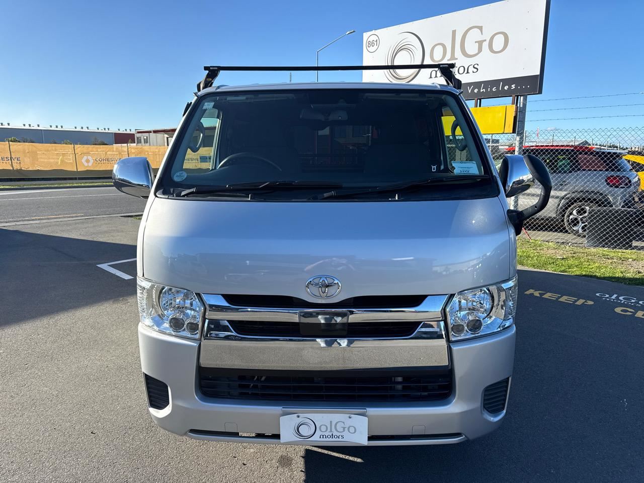 Vehicle image 3