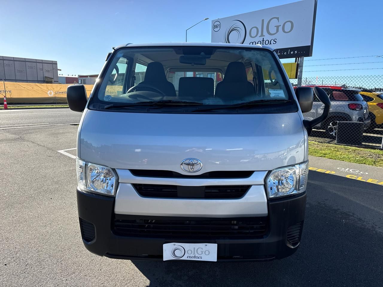 Vehicle image 3