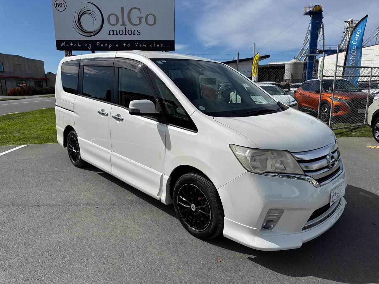 Vehicle image 2