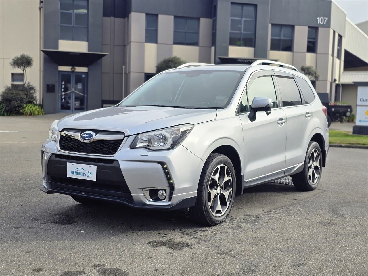 Vehicle image 1