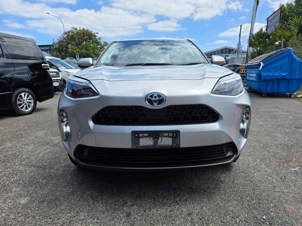 Vehicle image 3
