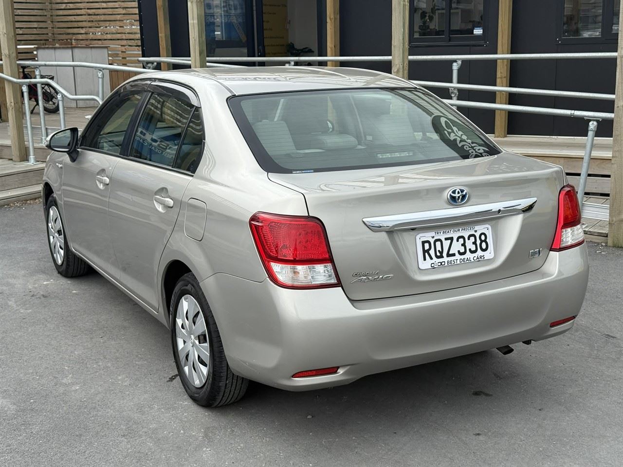Vehicle image 4
