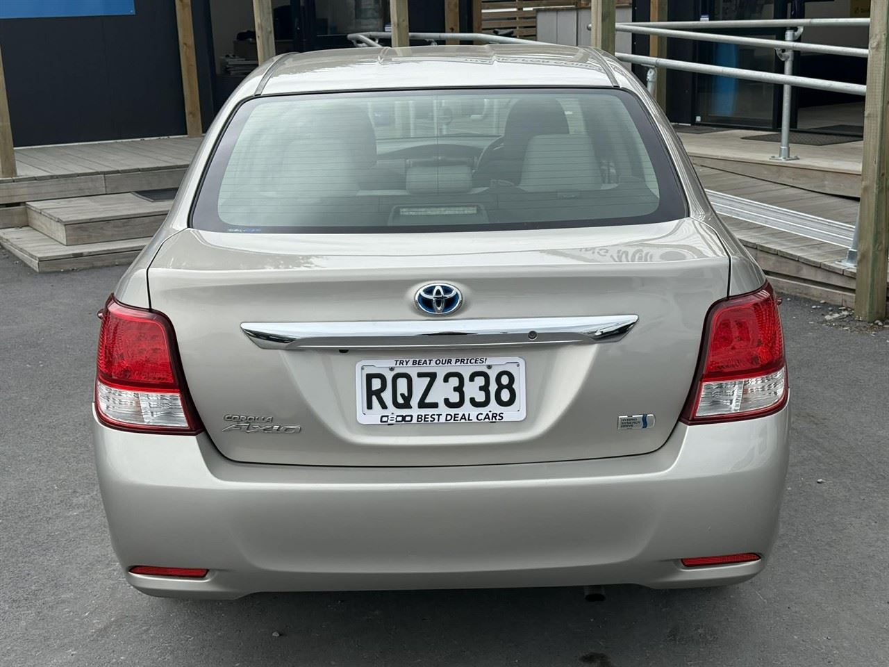 Vehicle image 5