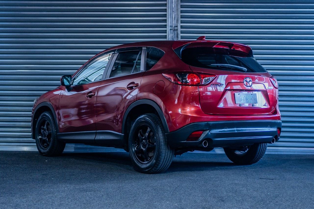 Vehicle image 5