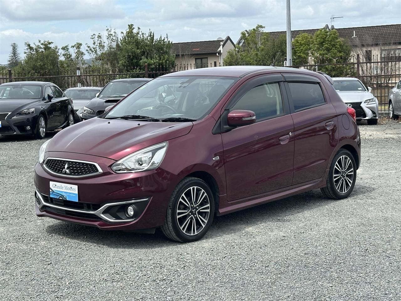 Vehicle image 3