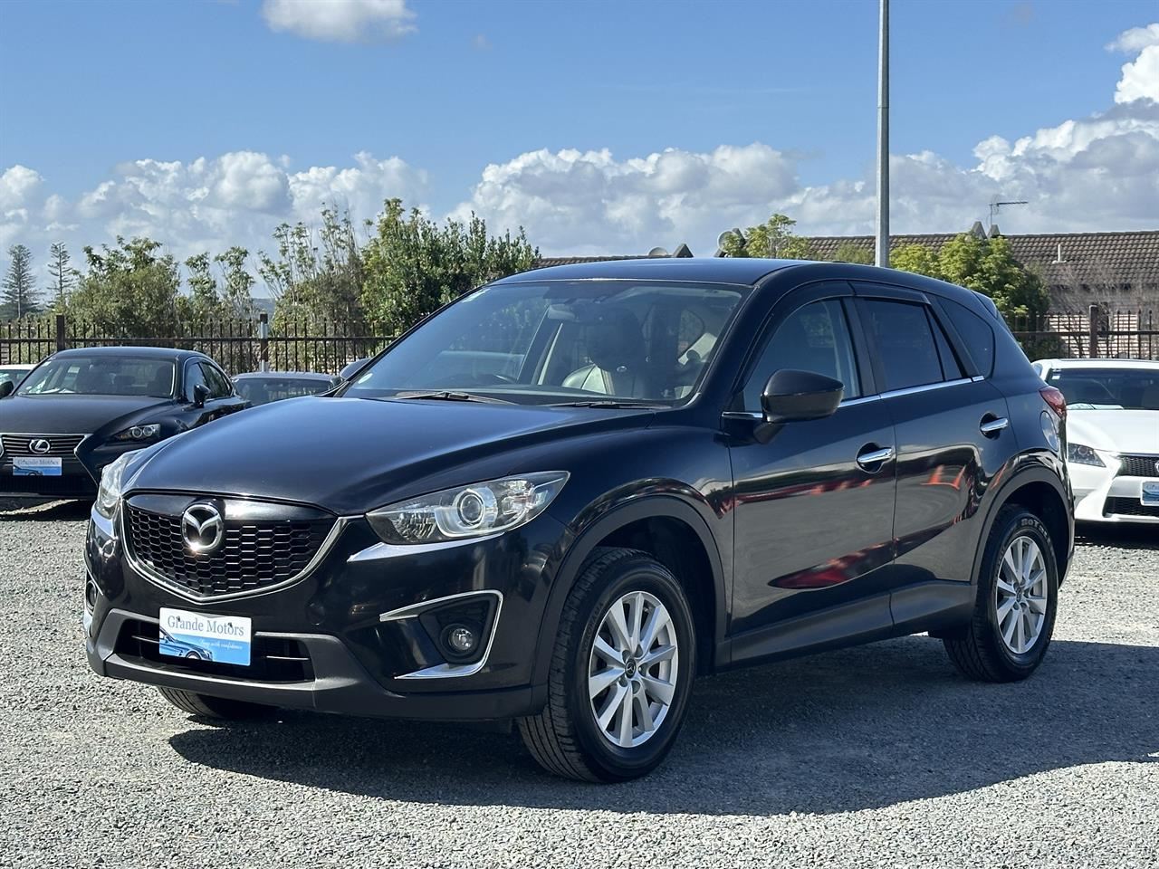 Vehicle image 3