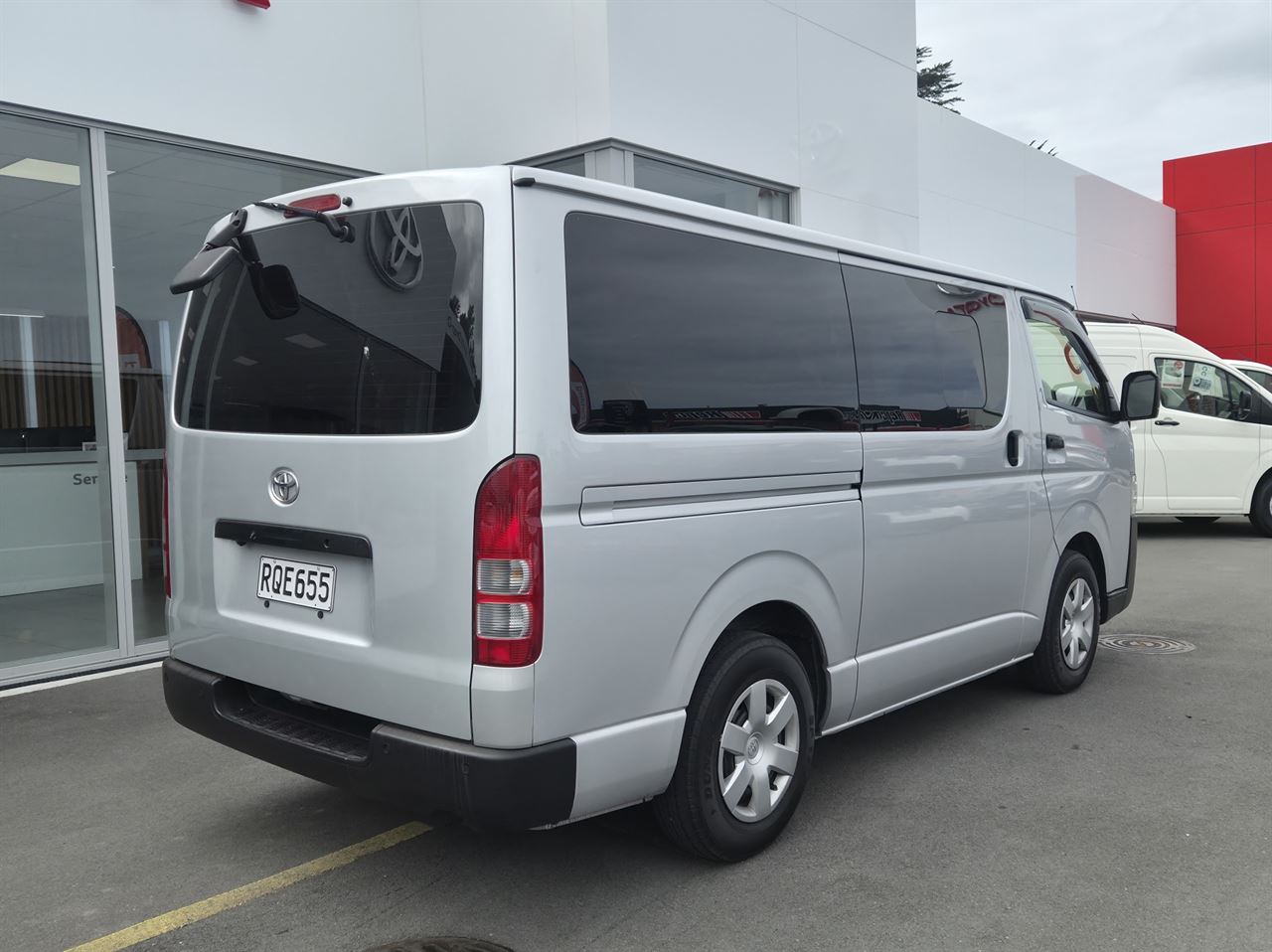 Vehicle image 3