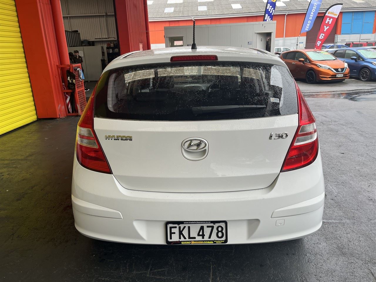 Vehicle image 5