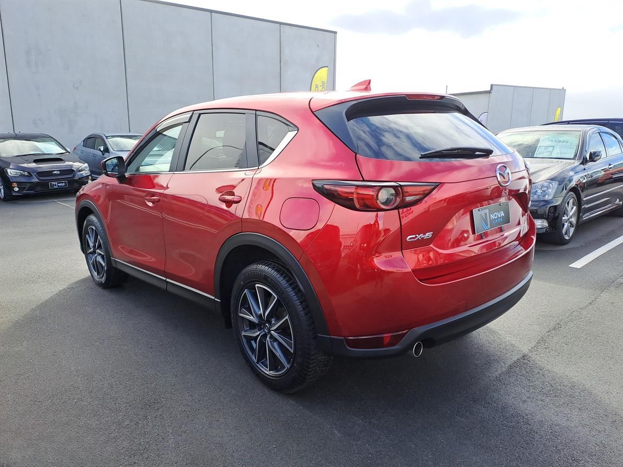Vehicle image 5