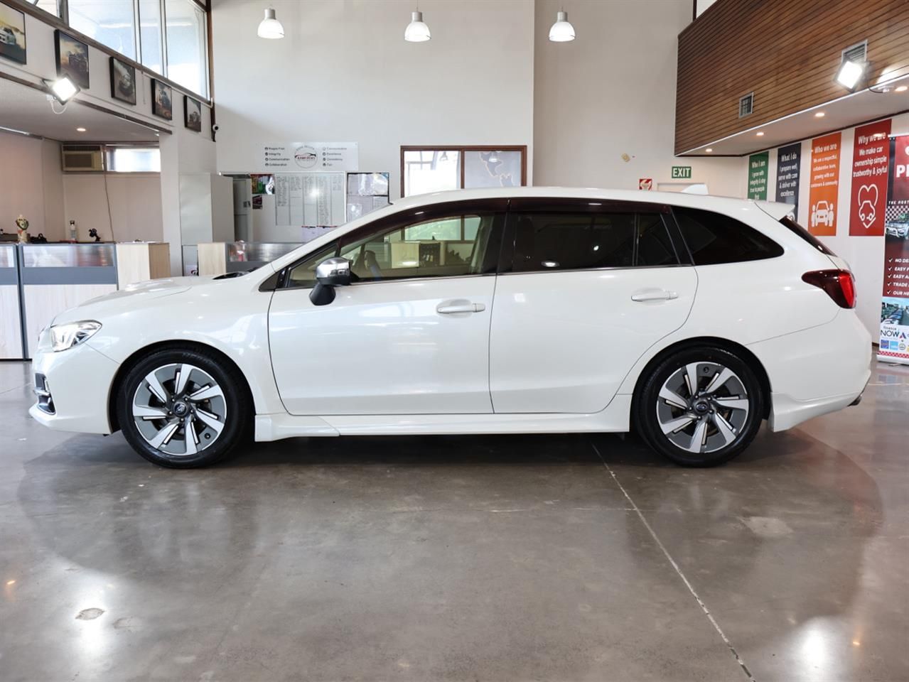 Vehicle image 5