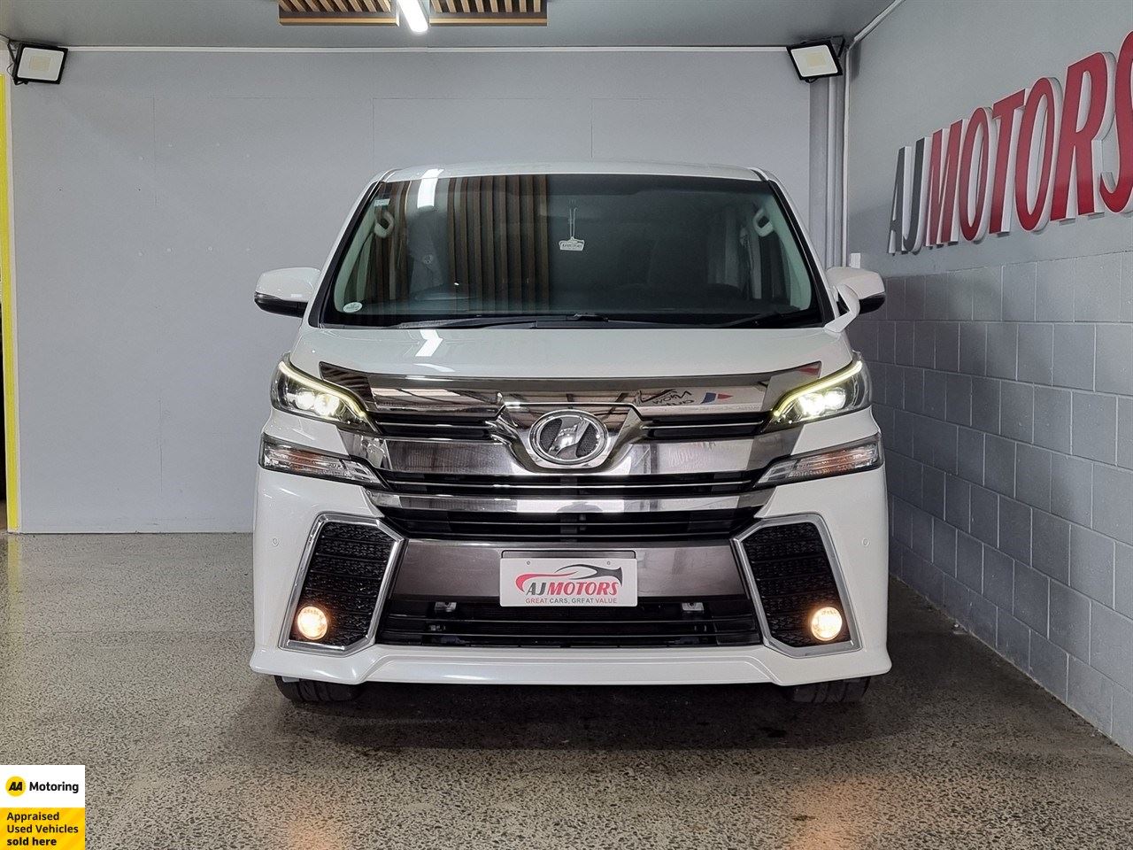 Vehicle image 2